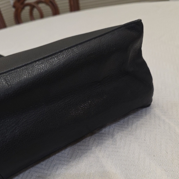 Chanel Black Caviar Leather Tote Bag (Entrupy COA INCLUDED) - Picture 4 of 17